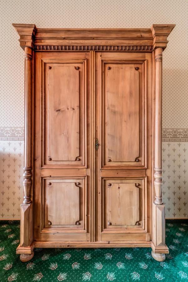 Hotel Maxim Frýdek-Místek Екстериор снимка