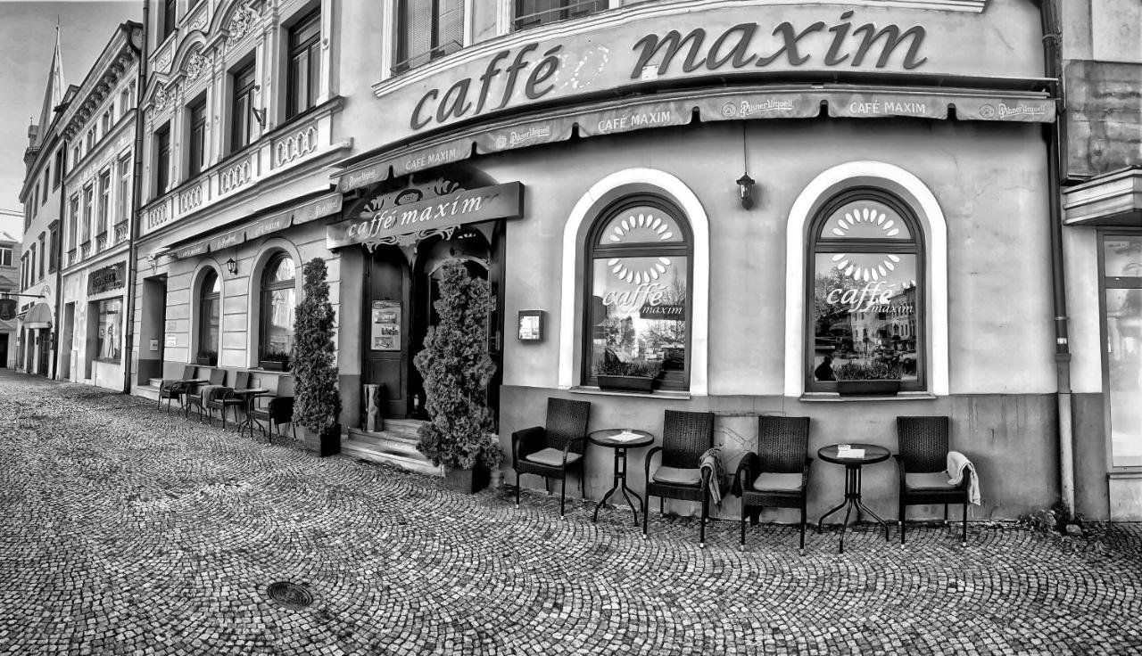 Hotel Maxim Frýdek-Místek Екстериор снимка