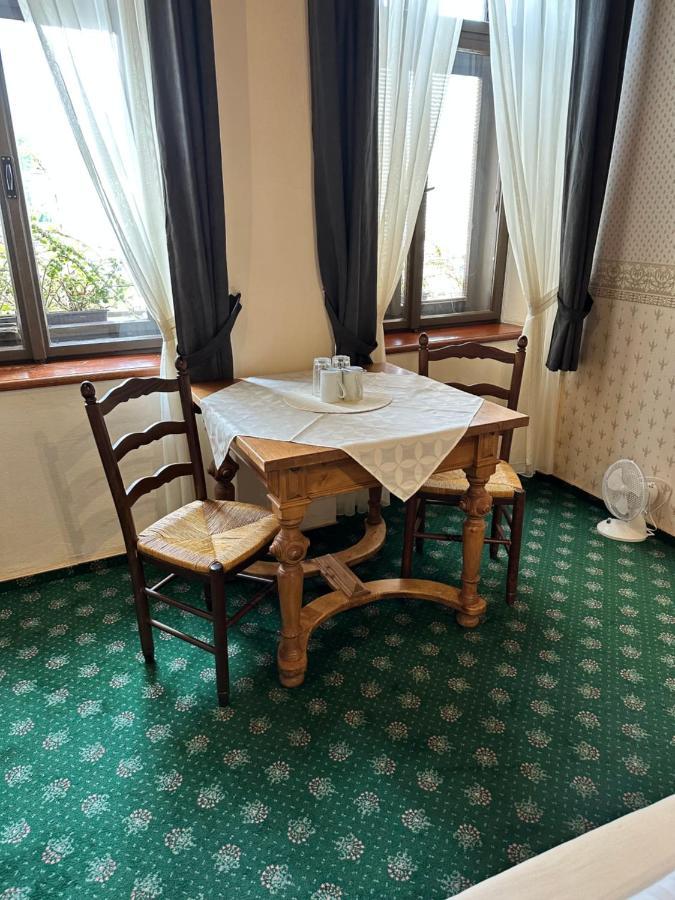 Hotel Maxim Frýdek-Místek Екстериор снимка