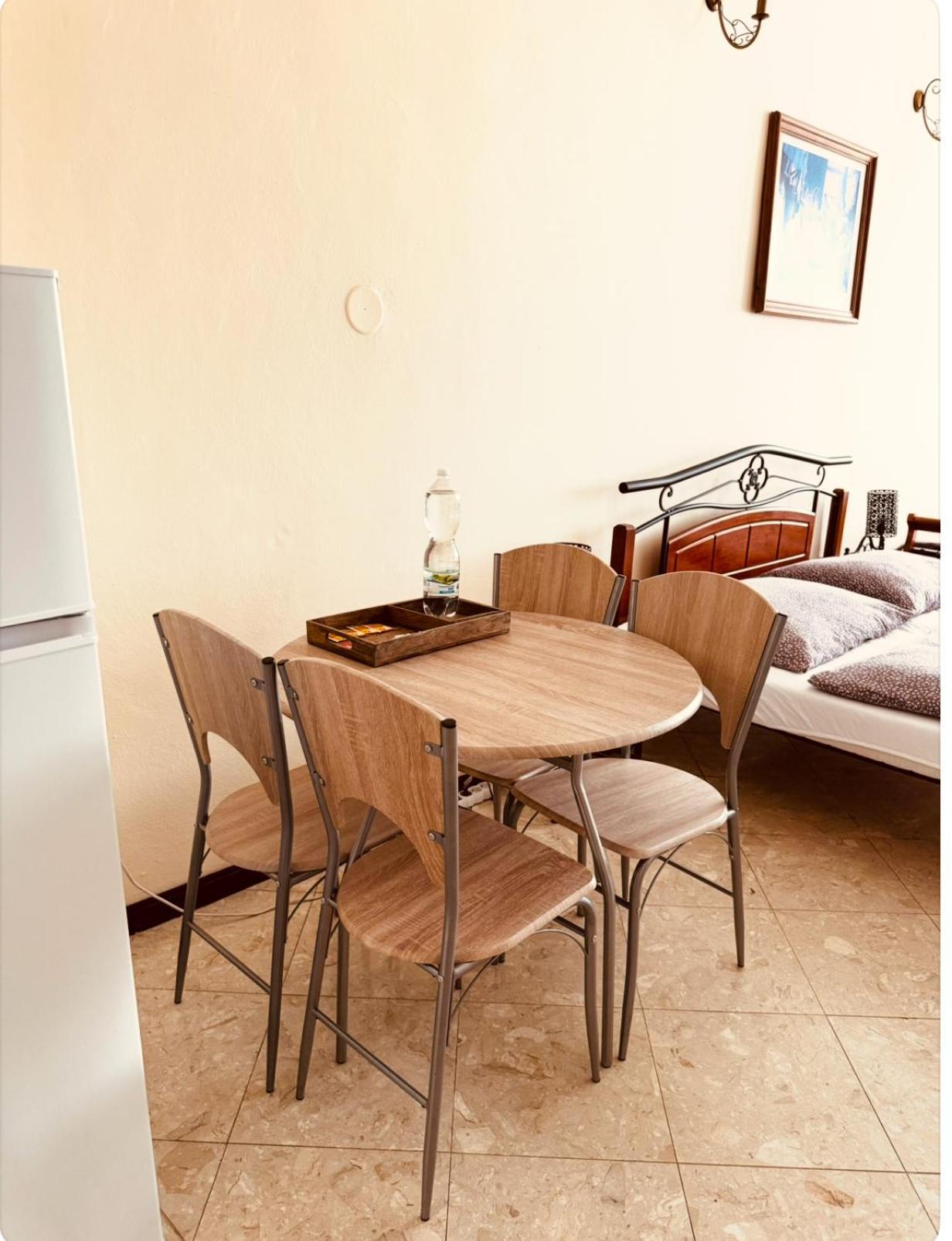 Hotel Maxim Frýdek-Místek Екстериор снимка