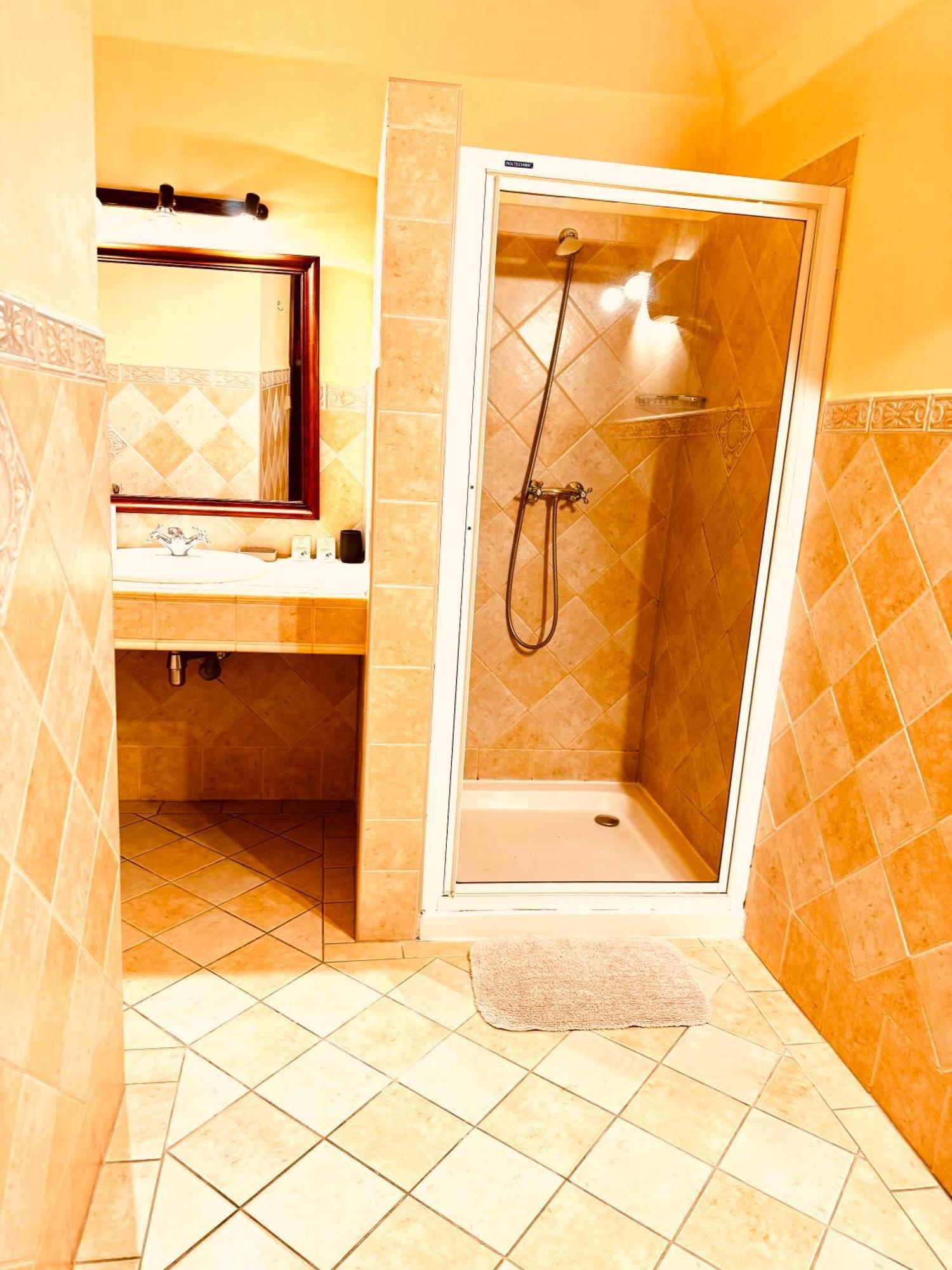 Hotel Maxim Frýdek-Místek Екстериор снимка